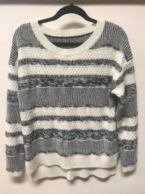 Black & White Pullover Sweater- S