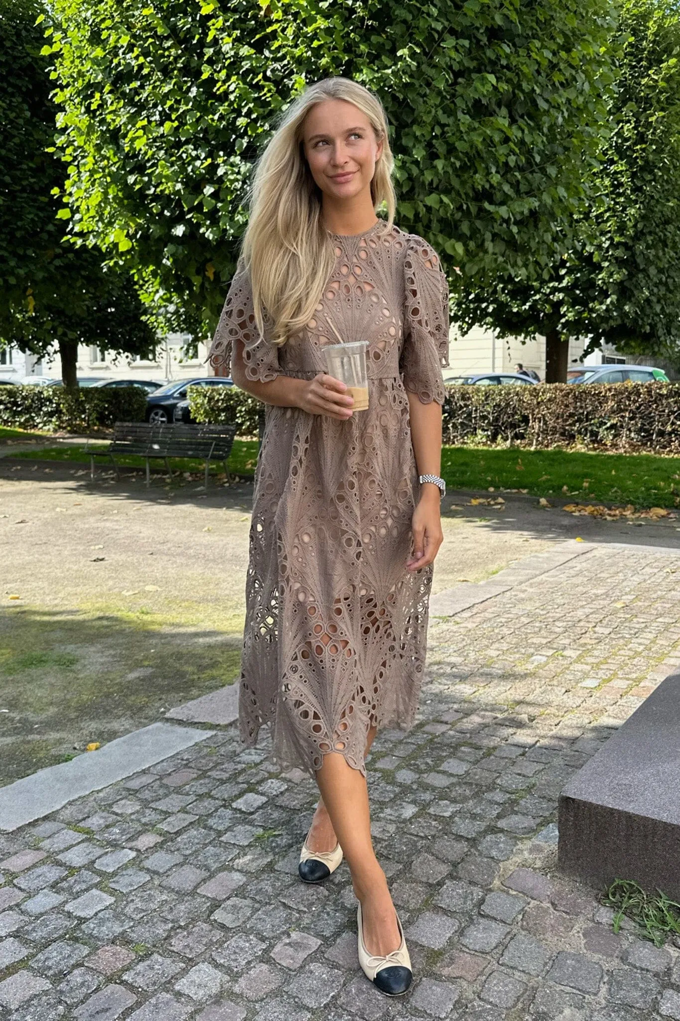 BYIC - Melia Midi Lace Dress - Mocca