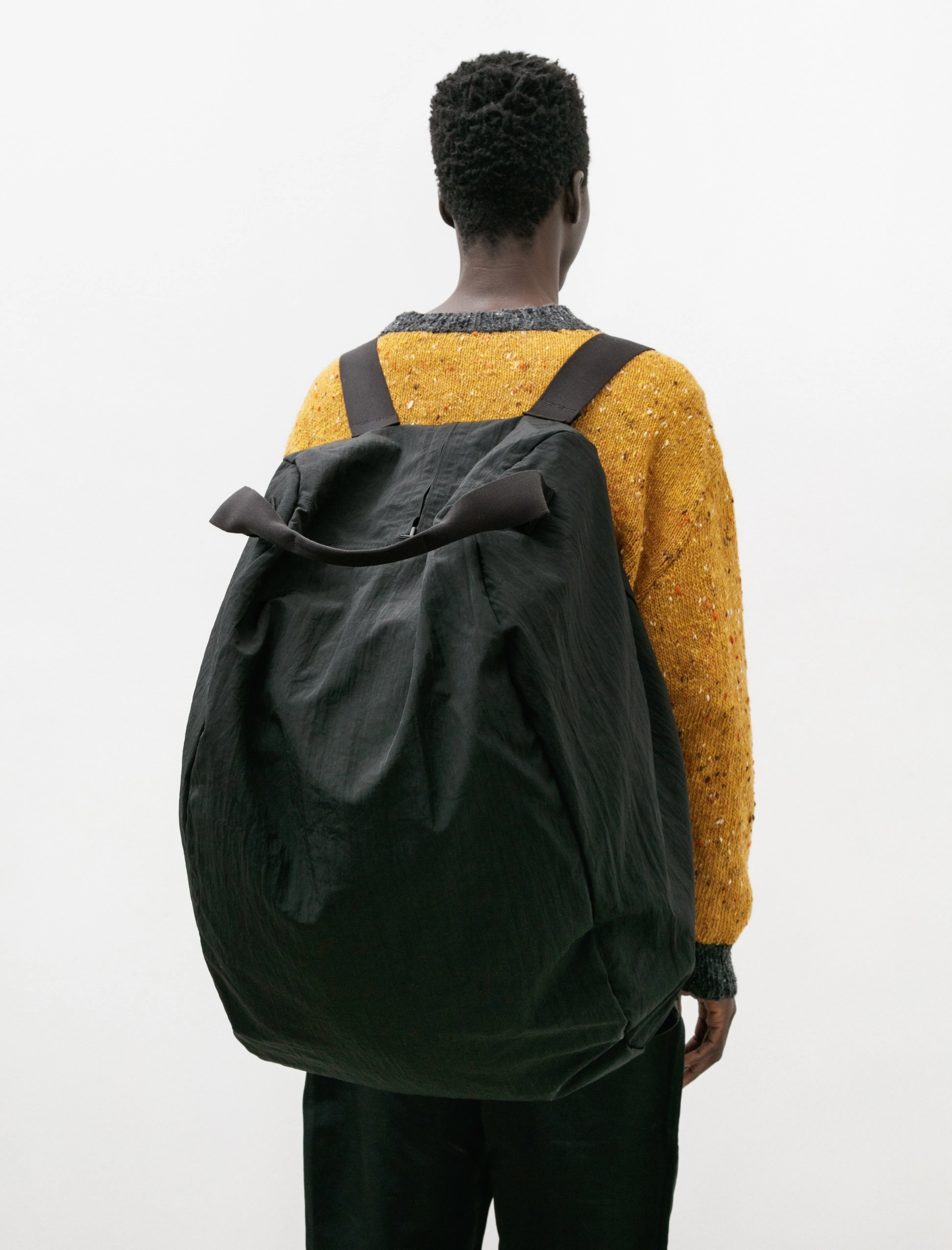 R17 Gear-3 Black Nylon Messenger Bag