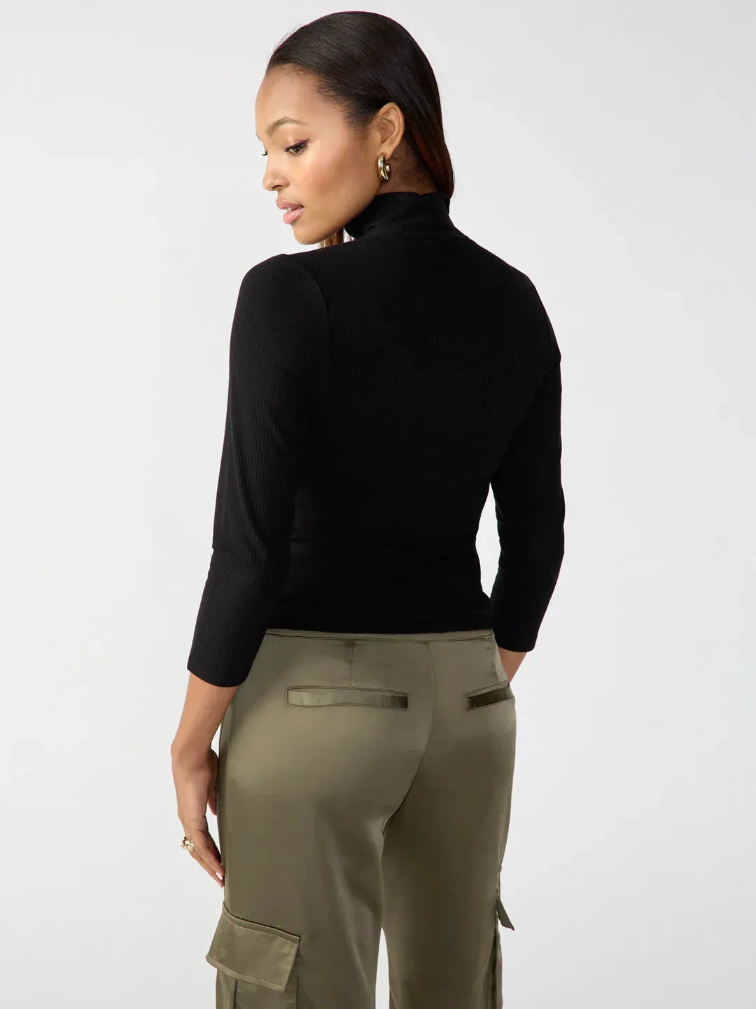 Sanctuary 3/4 Essential Mock - BLACK