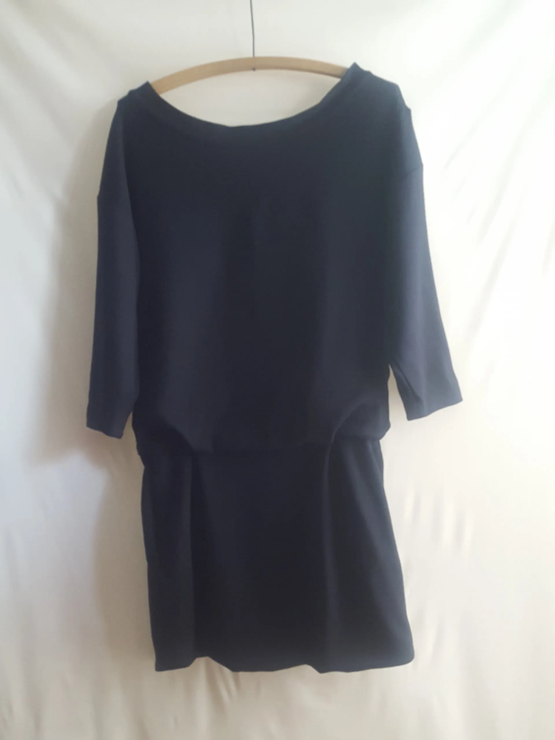 Thakoon  Off the Shoulder Knit Casual Dress Navy size 2