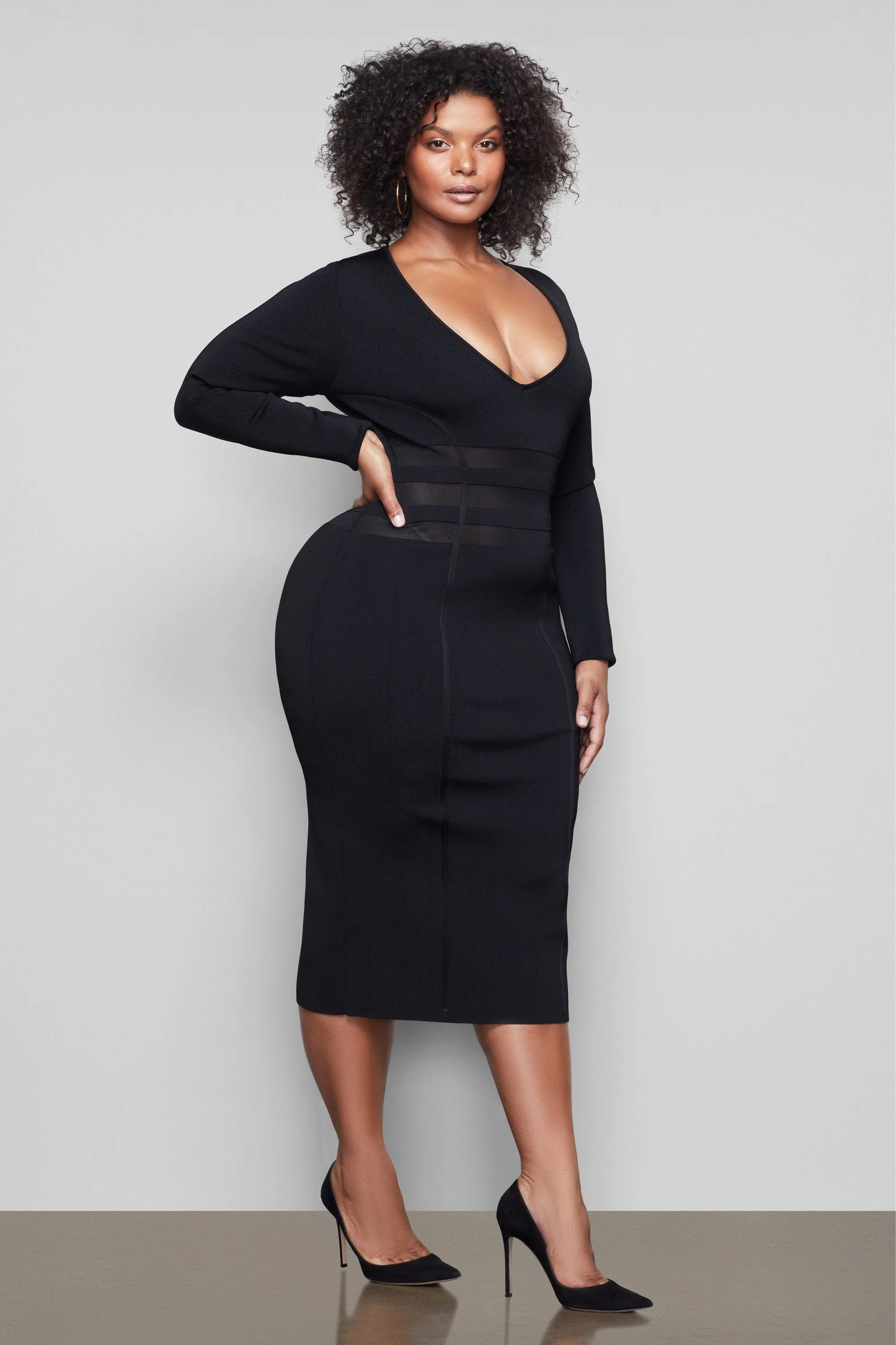 THE LOW DOWN KNIT DRESS | BLACK001