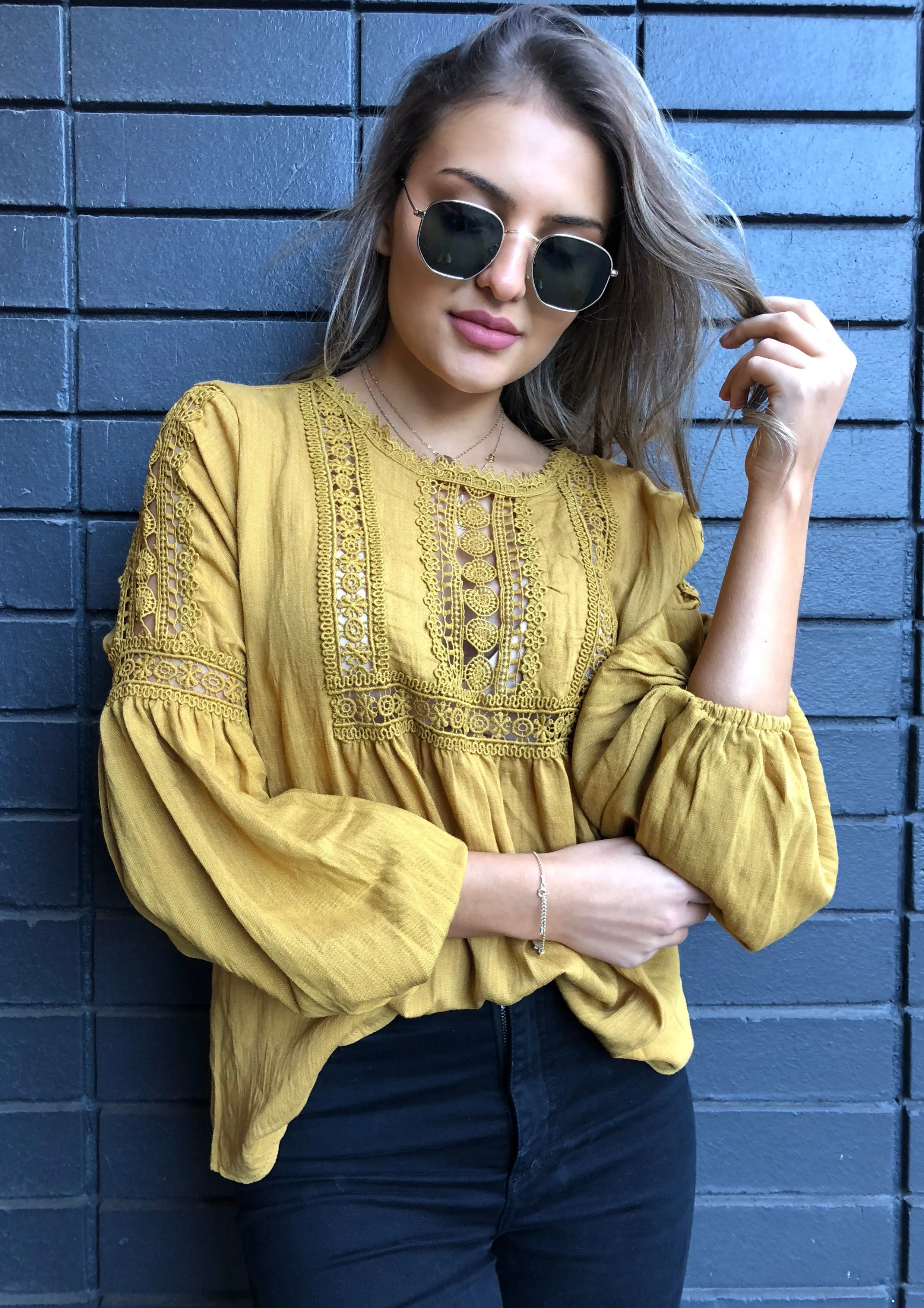 XW16220SS Crochet Detailed Top (Pack)
